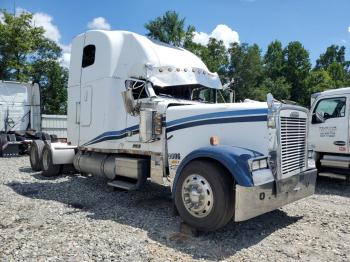  Salvage Freightliner Fld120
