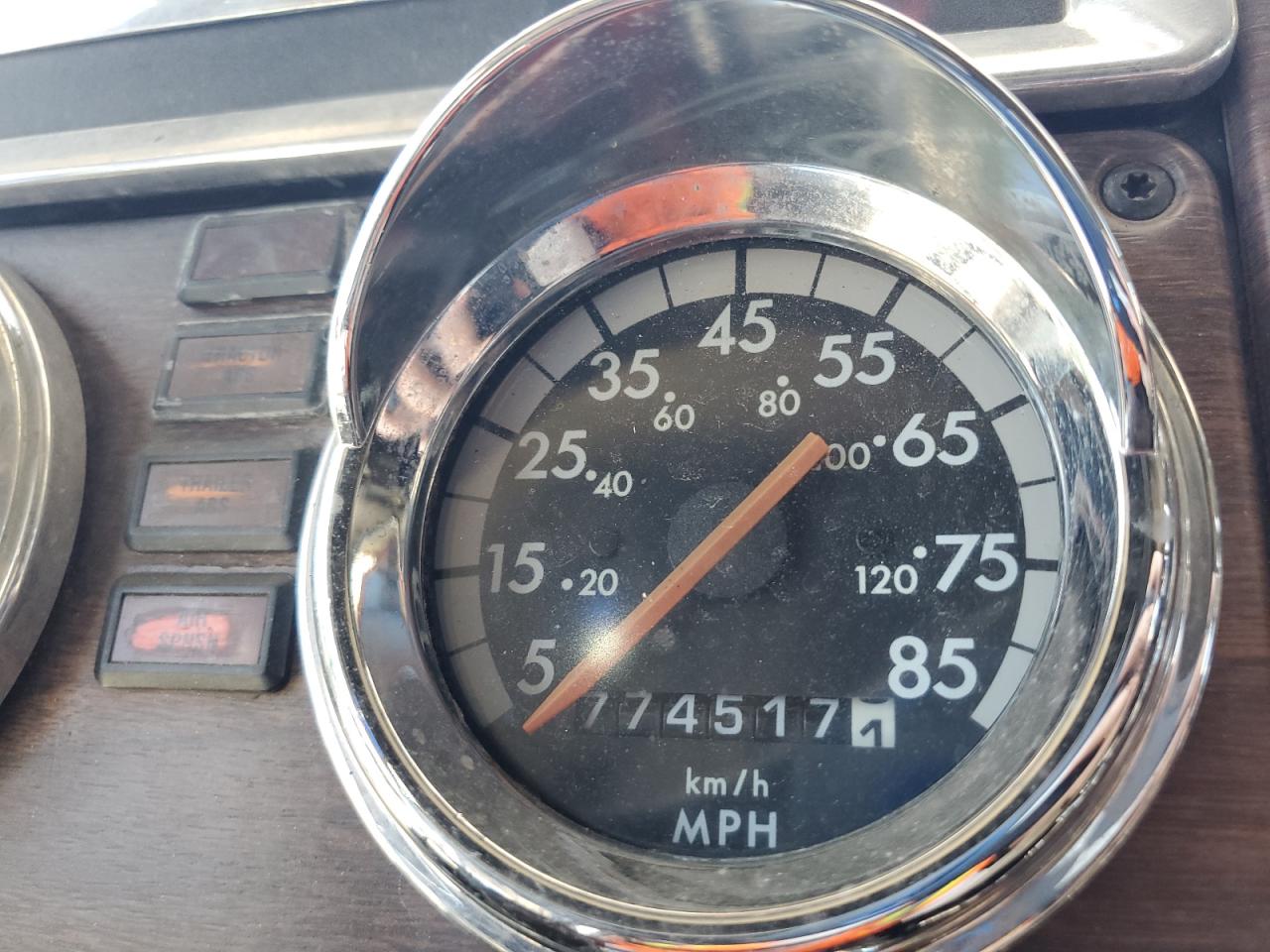 Freightliner Fld120 Fld120 Image 3