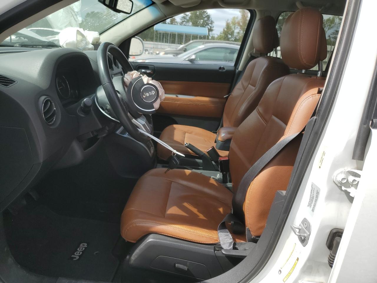 Jeep Compass Limited Image 9