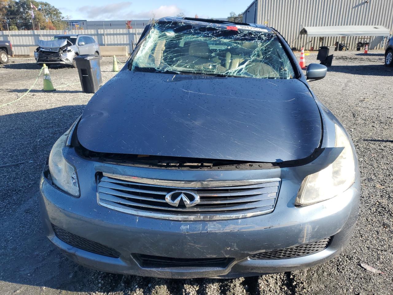 INFINITI G37 Base Image 5