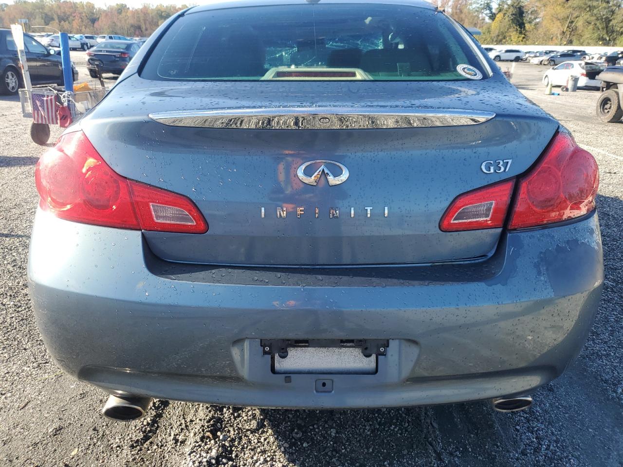 INFINITI G37 Base Image 3