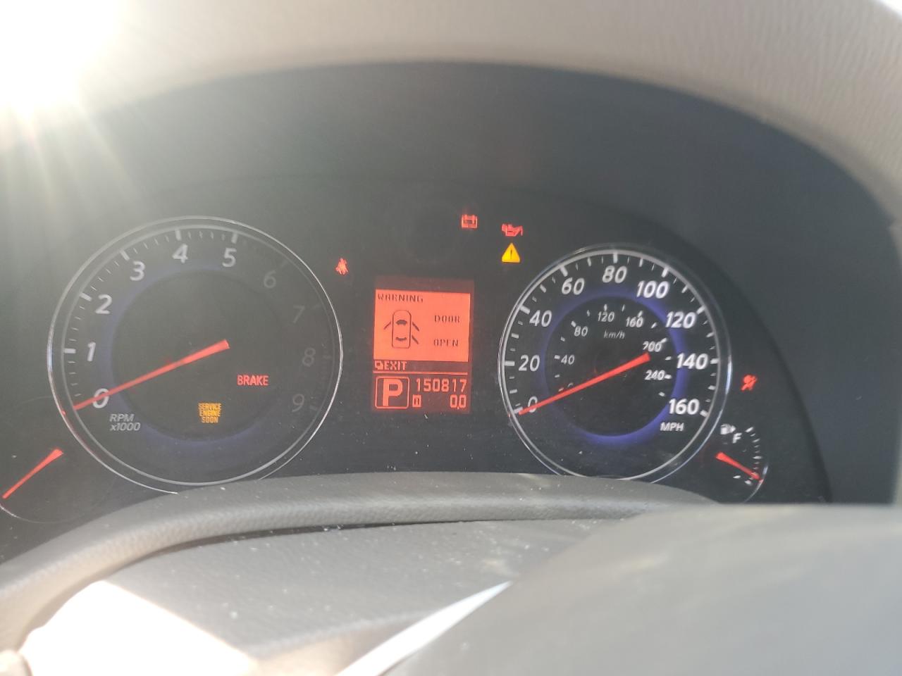 INFINITI G37 Base Image 9