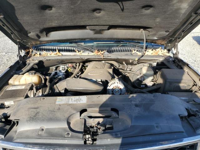 Chevrolet Silverado K1500 Classic Crew Cab Image 6