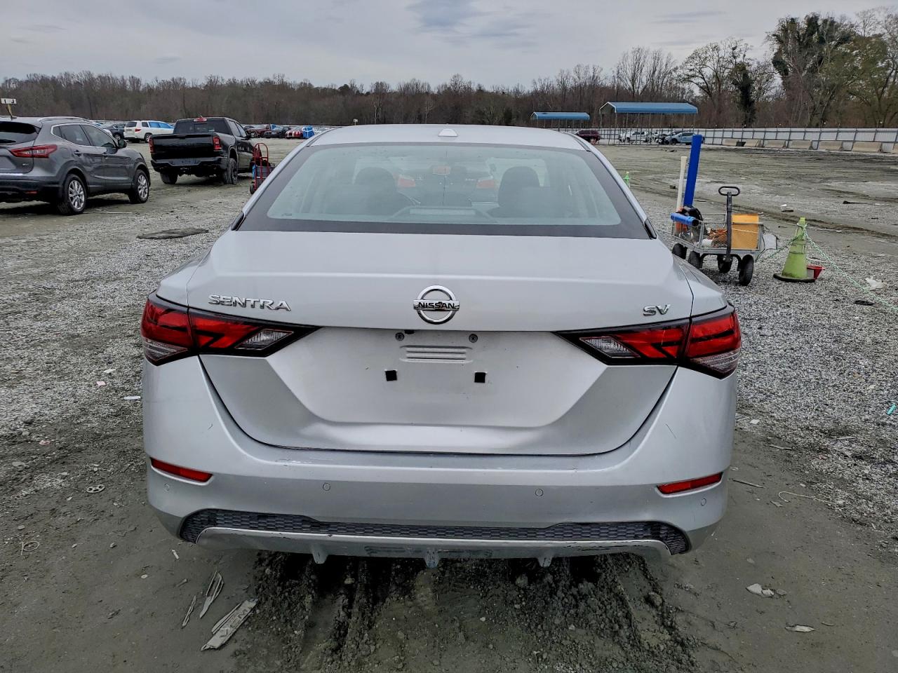 Nissan Sentra Sv Image 2