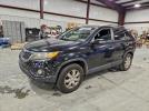 Kia Sorento Base Image 1