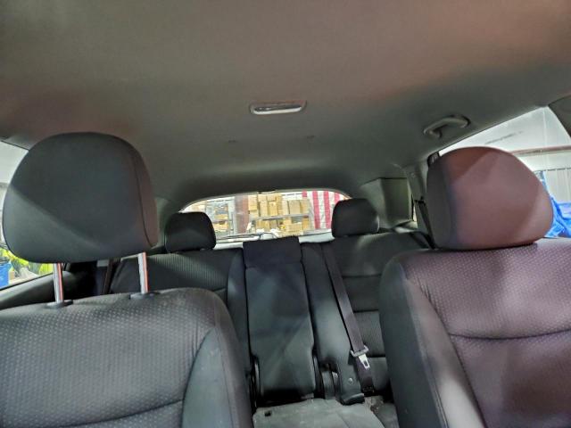 Kia Sorento Base Image 7