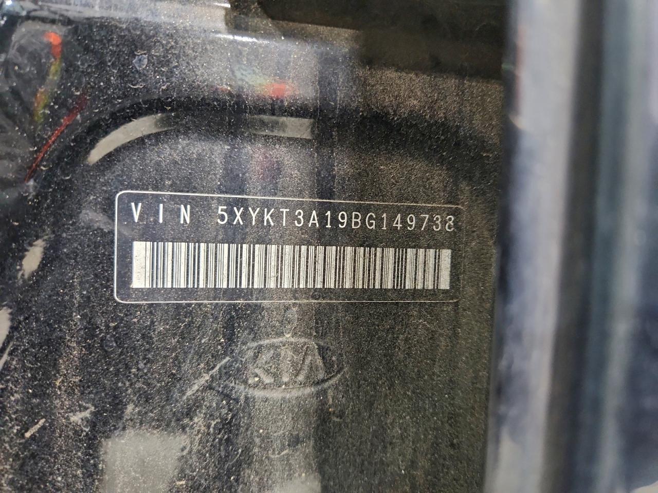 Kia Sorento Base Image 14