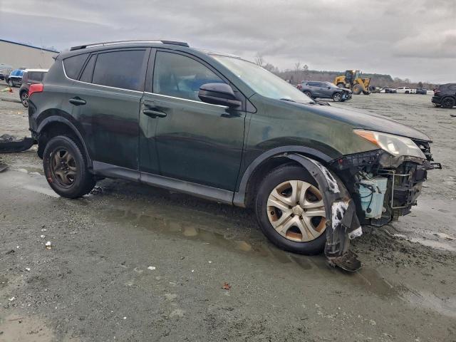 Toyota RAV4 Le Image 5