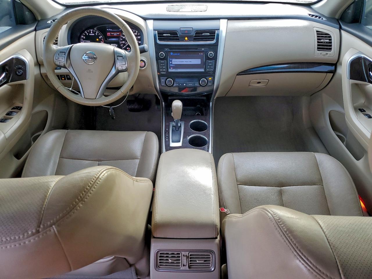 Nissan Altima 2.5 Image 4