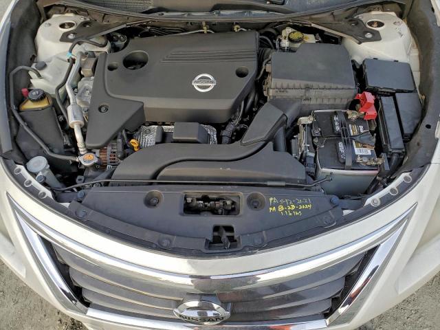 Nissan Altima 2.5 Image 11