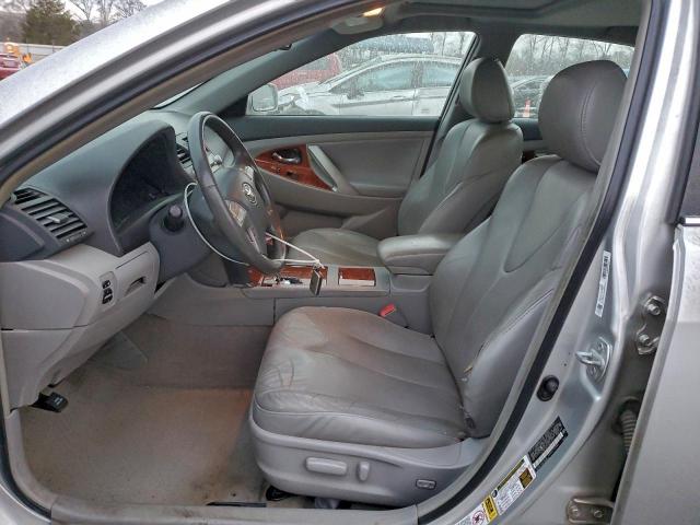 Toyota Camry Se Image 5