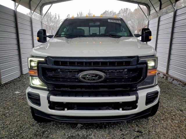 Ford F-250 Super Duty Image 3