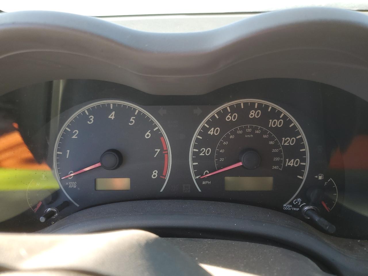 Toyota Corolla Base Image 10