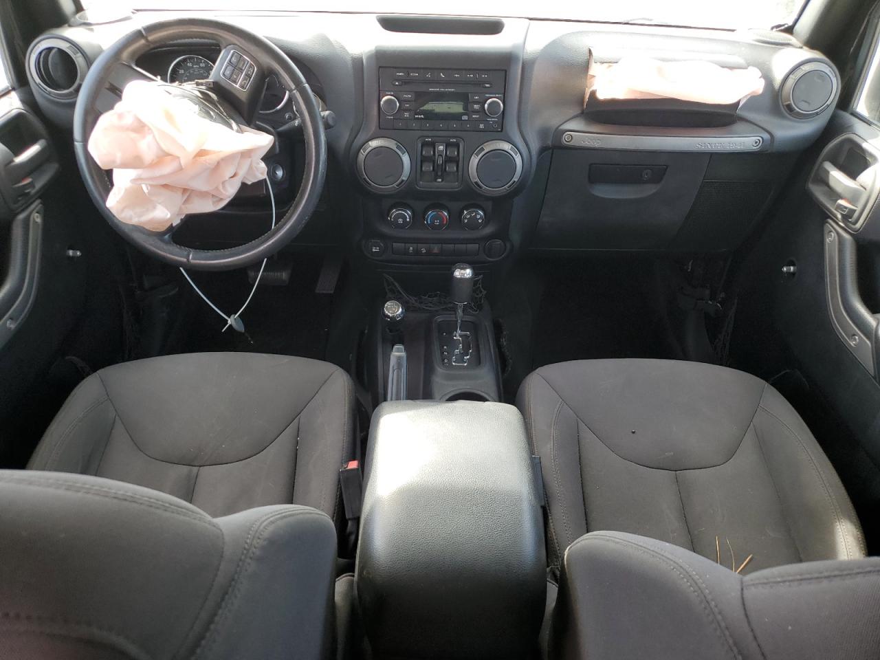 Jeep Wrangler Sport Image 6