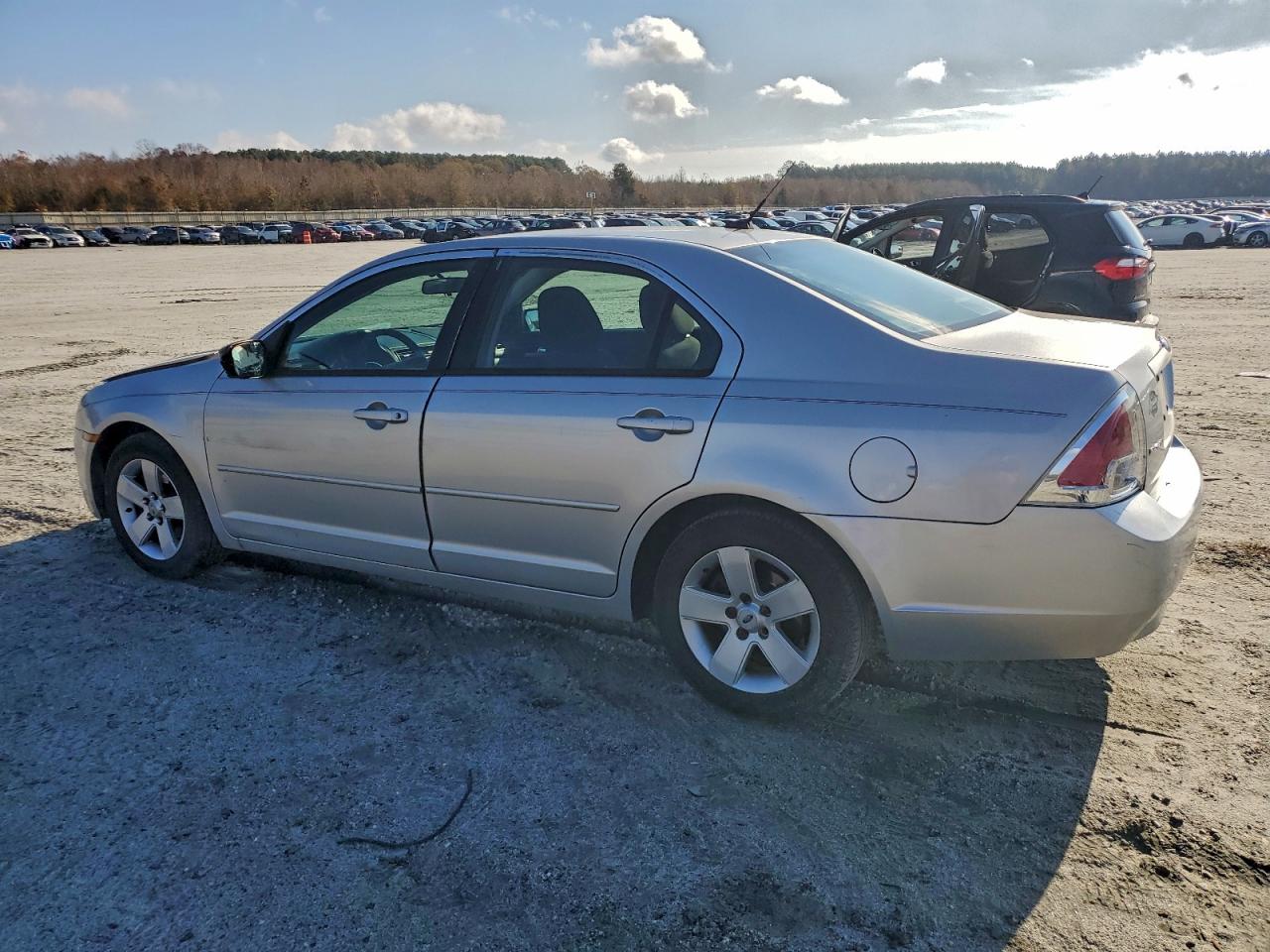 Ford Fusion Se Image 9