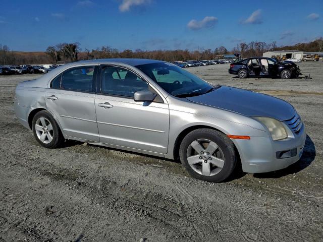 Ford Fusion Se Image 8