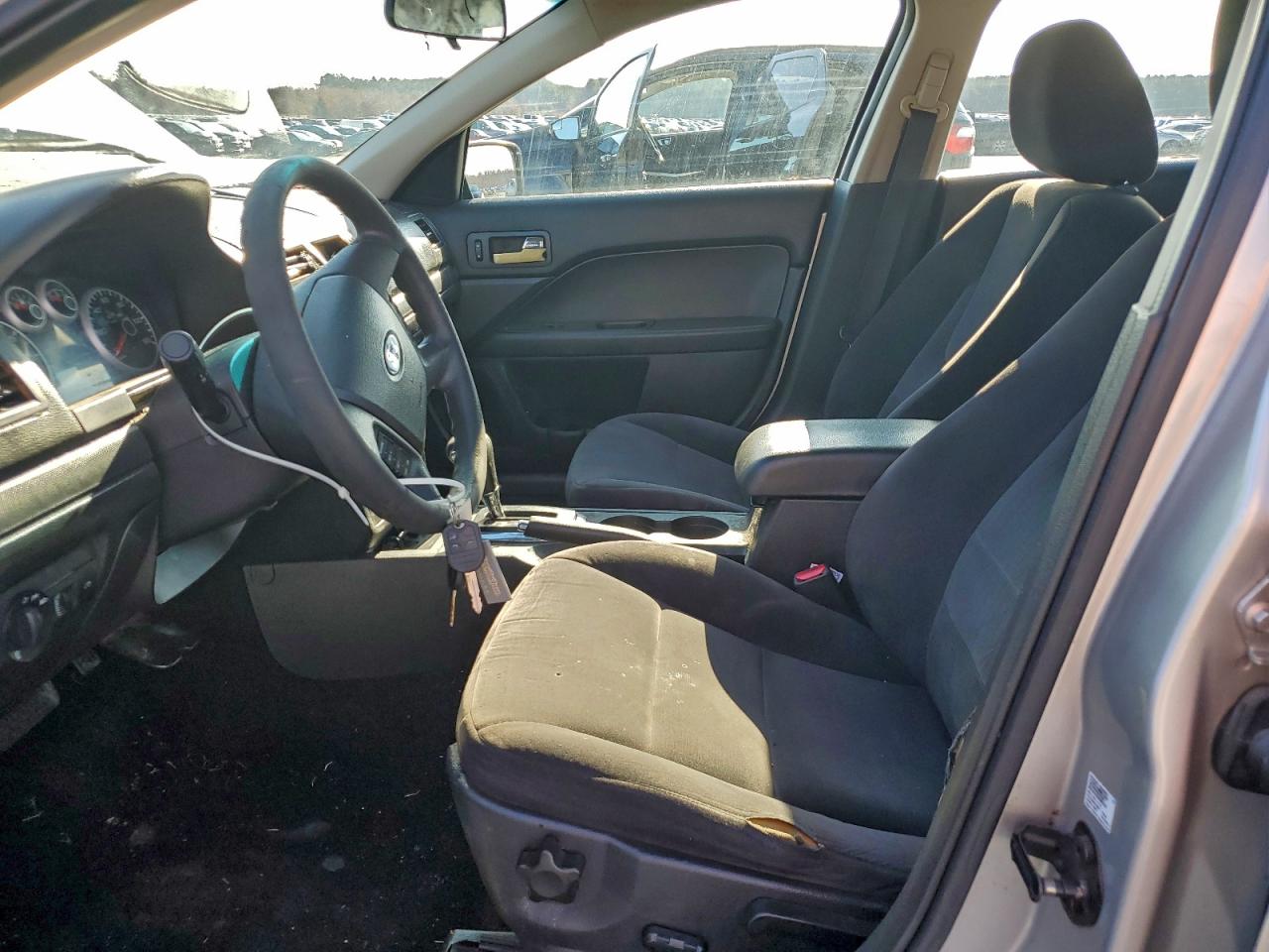 Ford Fusion Se Image 5