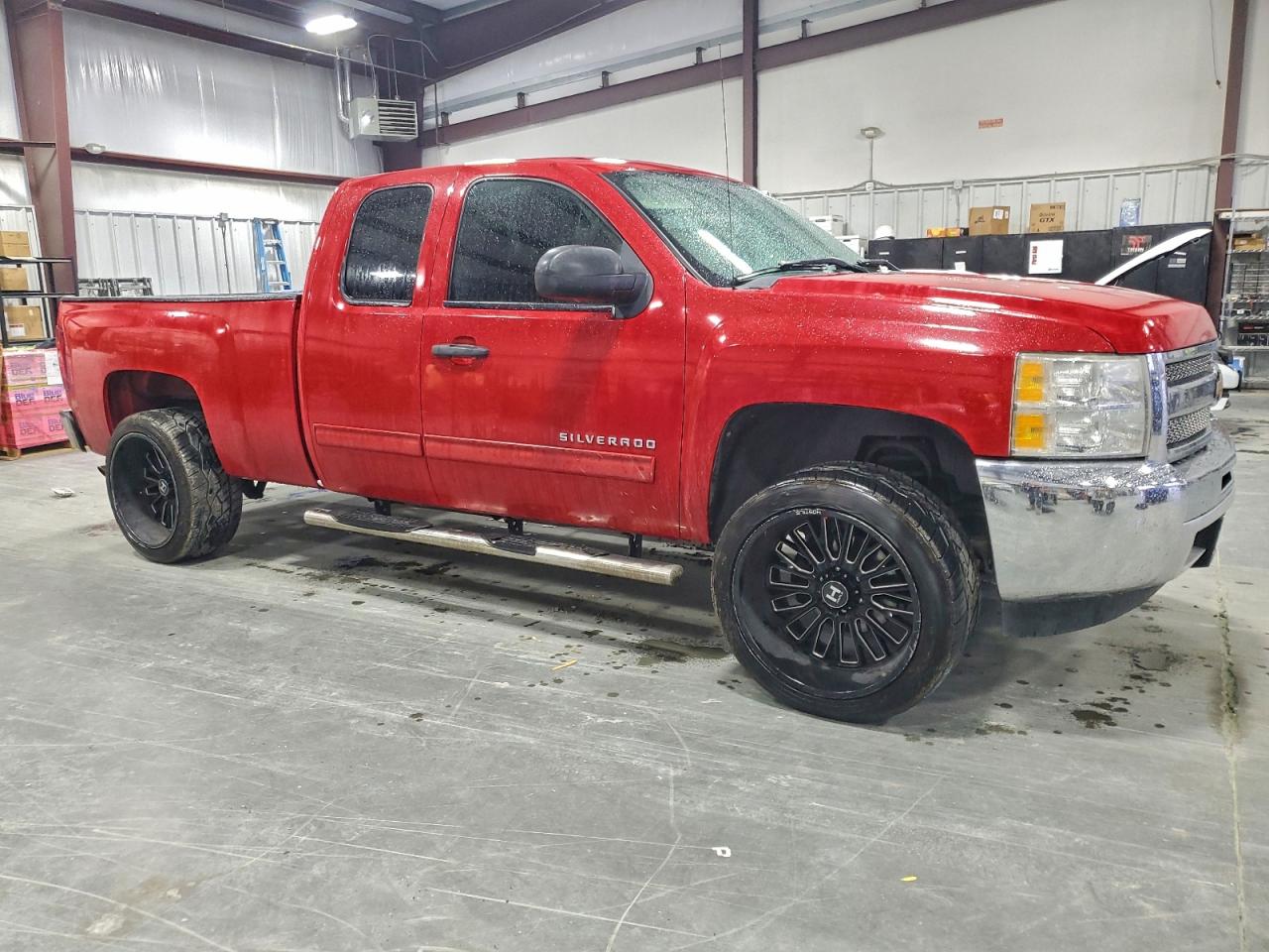 Chevrolet Silverado C1500 Lt Image 10