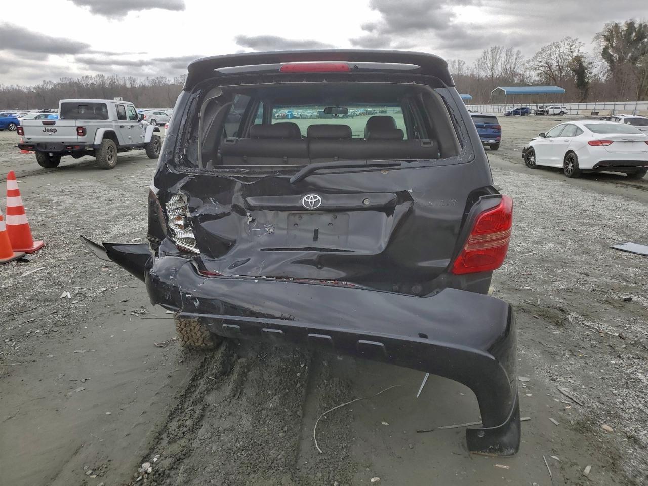 Toyota Highlander Limited Image 9