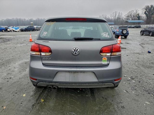 Volkswagen Golf Image 2