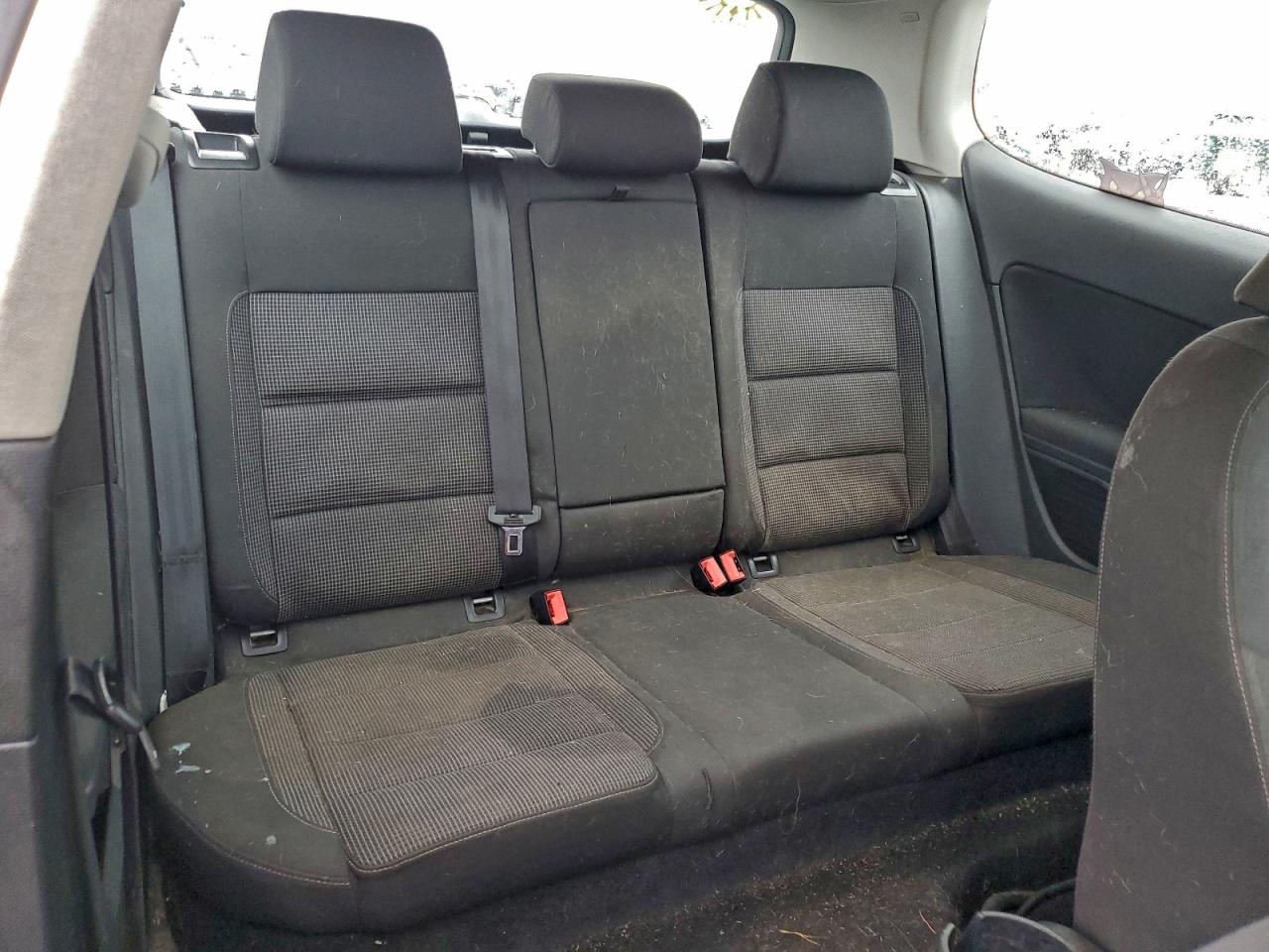 Volkswagen Golf Image 6