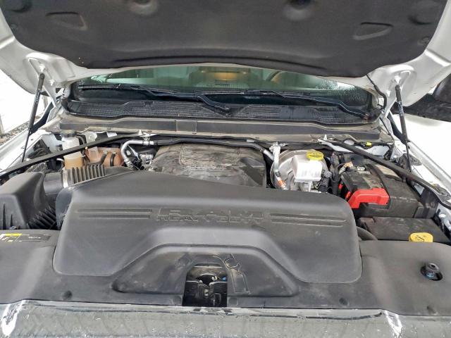 Ram 2500 Tradesman Image 5