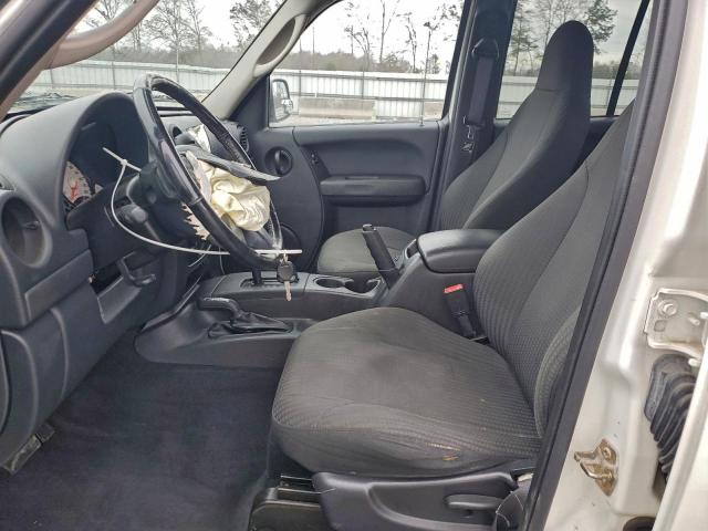 Jeep Liberty Sport Image 10