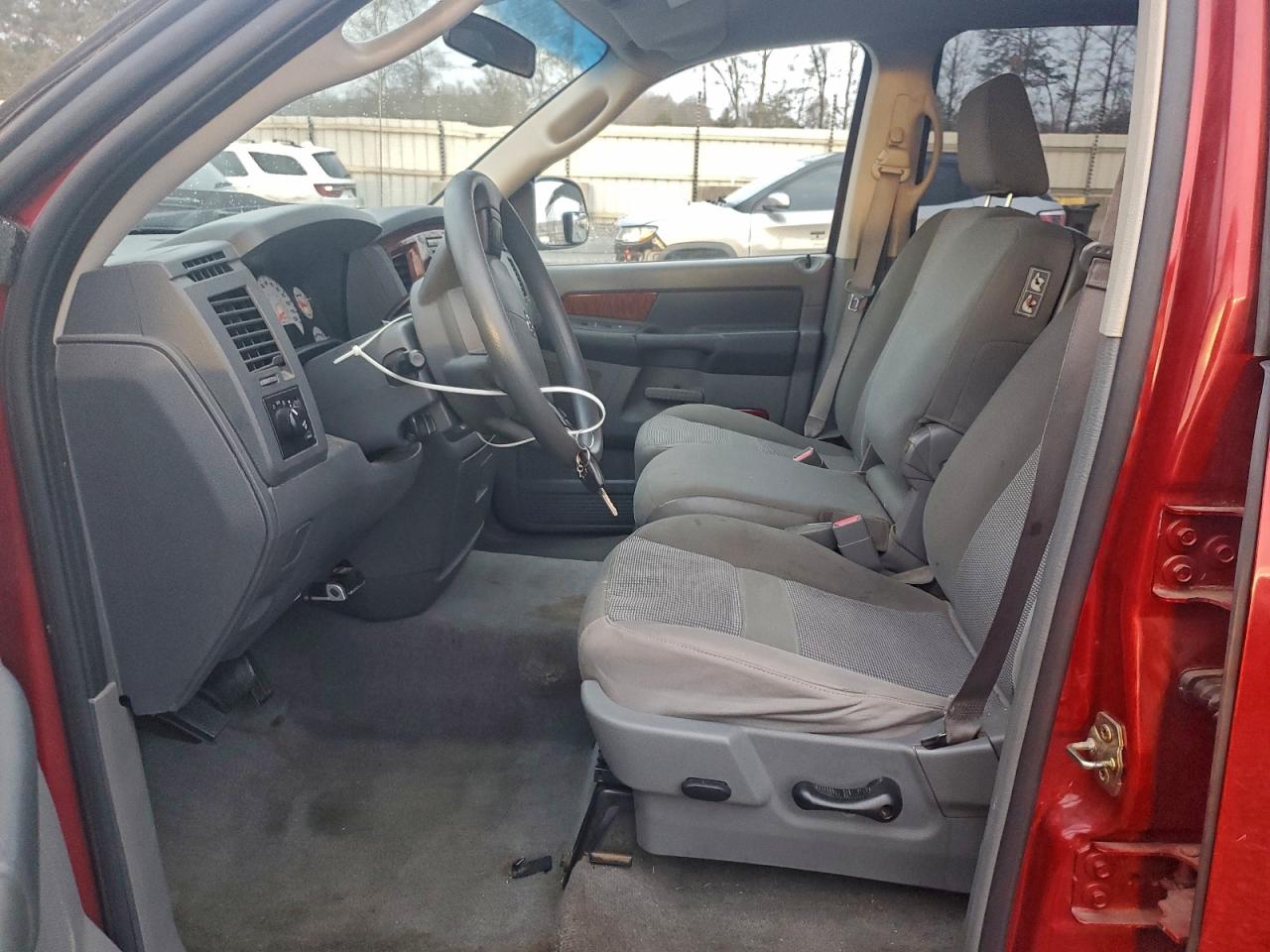 Dodge Ram 1500 St Image 5