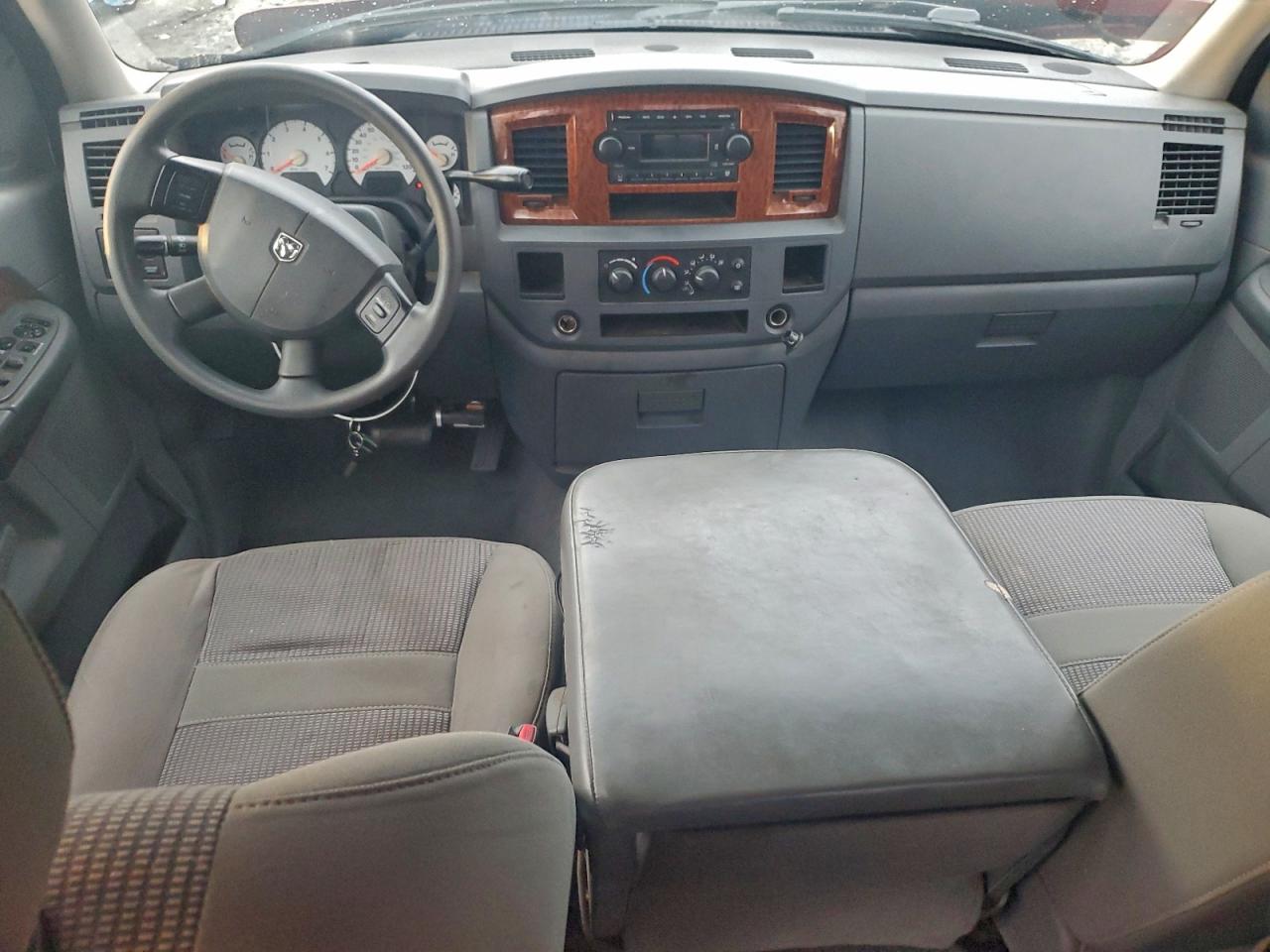 Dodge Ram 1500 St Image 9