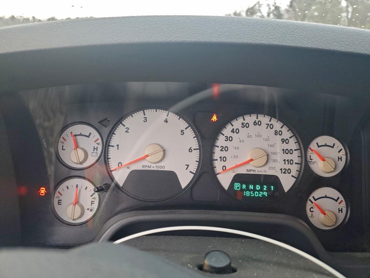 Dodge Ram 1500 St Image 12