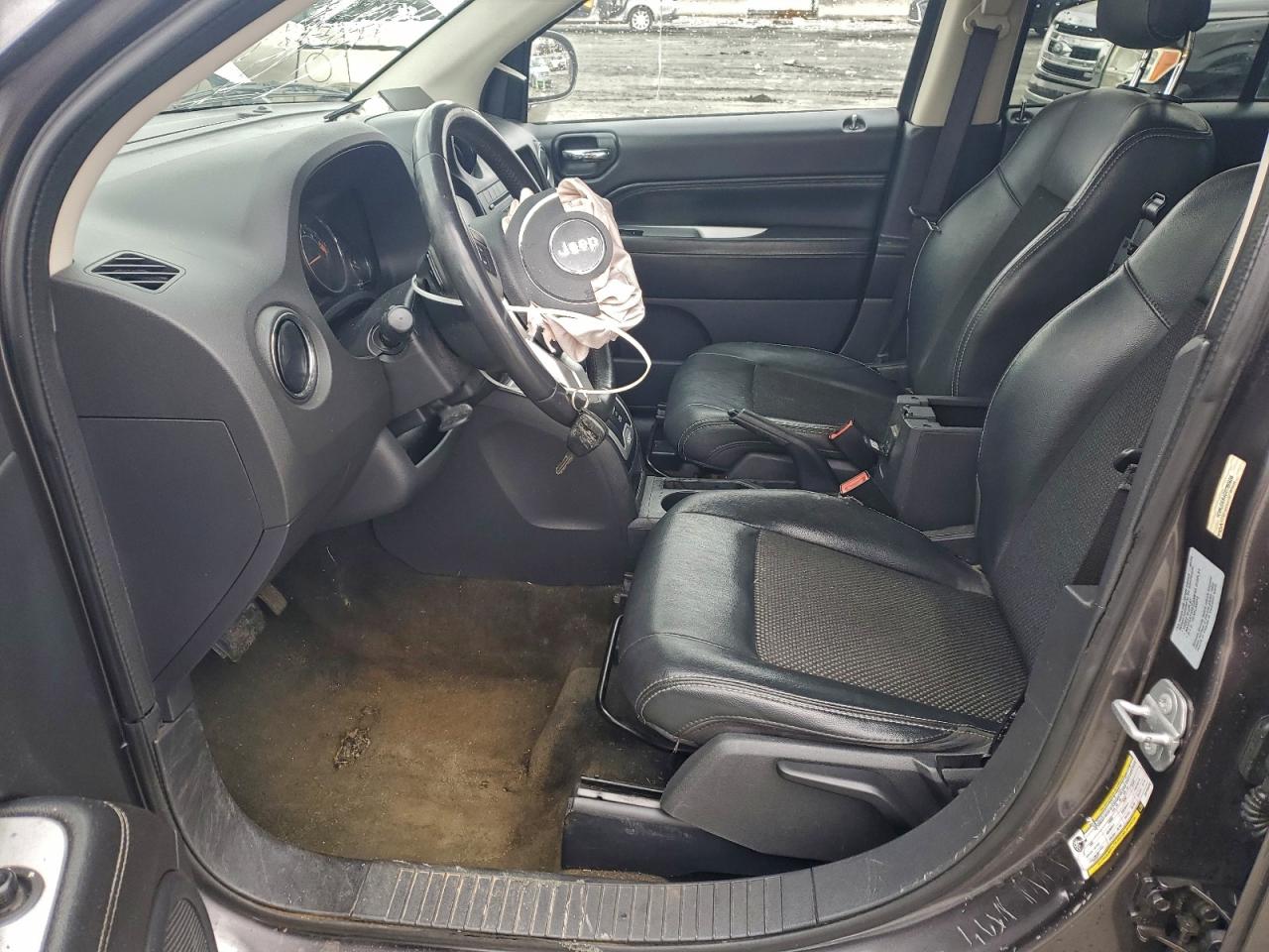 Jeep Compass Latitude Image 7