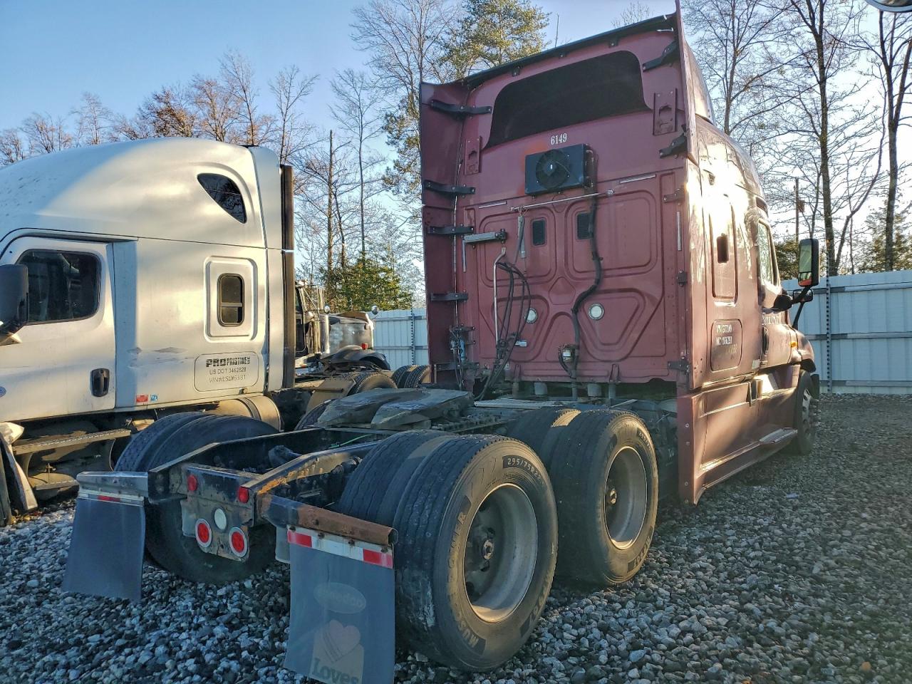 Freightliner Cascadia 1 Image 8