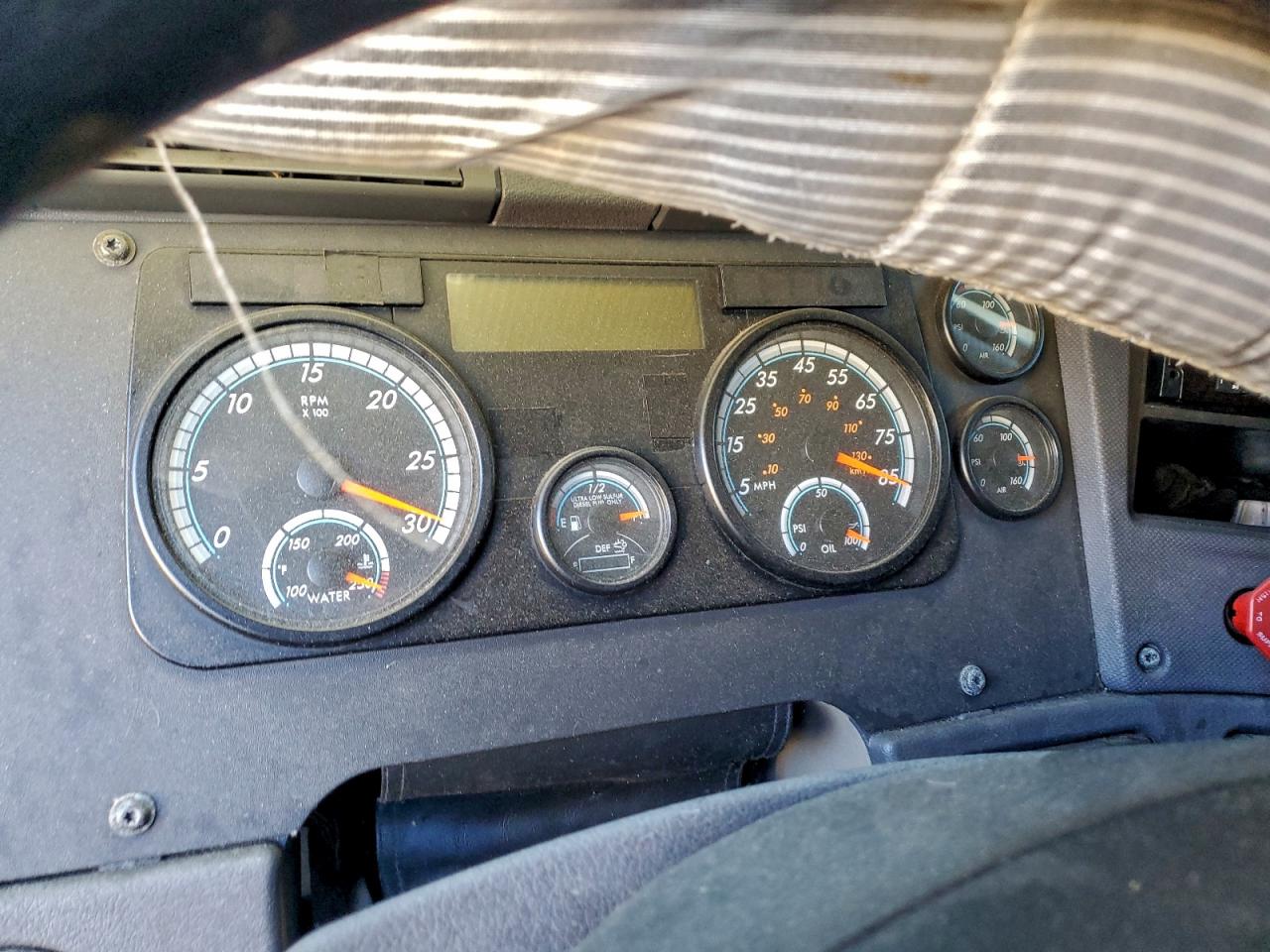 Freightliner Cascadia 1 Image 6