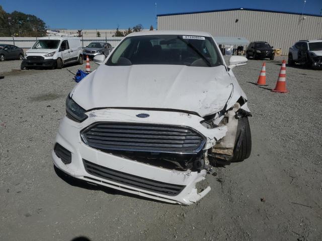 Ford Fusion Se Image 6