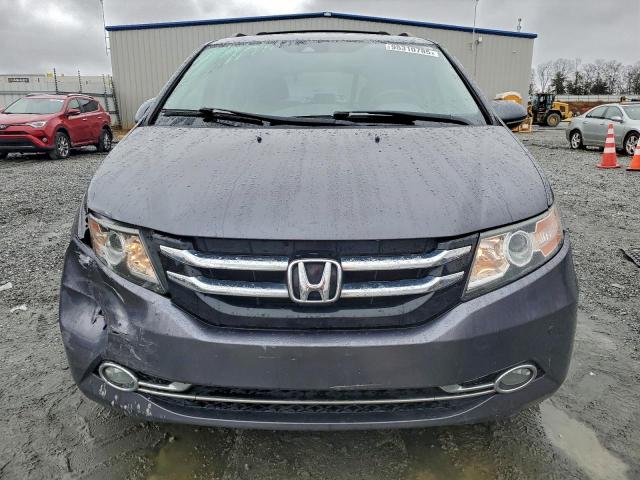 Honda Odyssey Touring Image 4