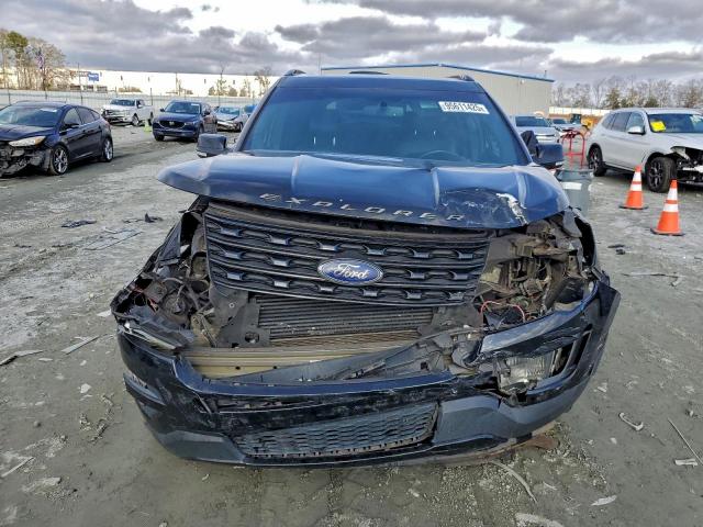 Ford Explorer Sport Image 2