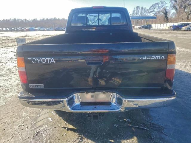 Toyota Tacoma Image 11