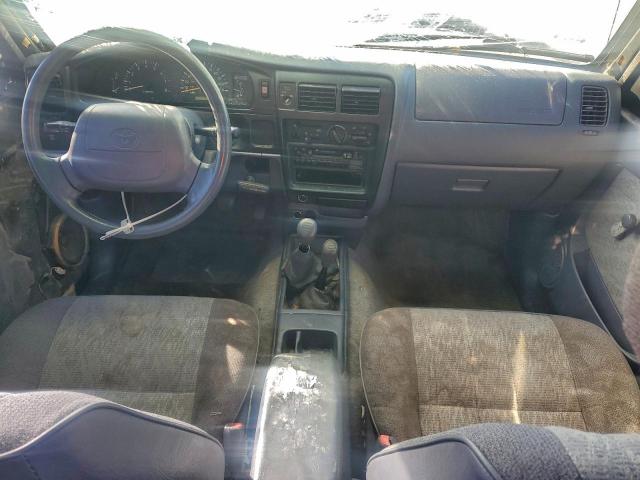 Toyota Tacoma Image 4