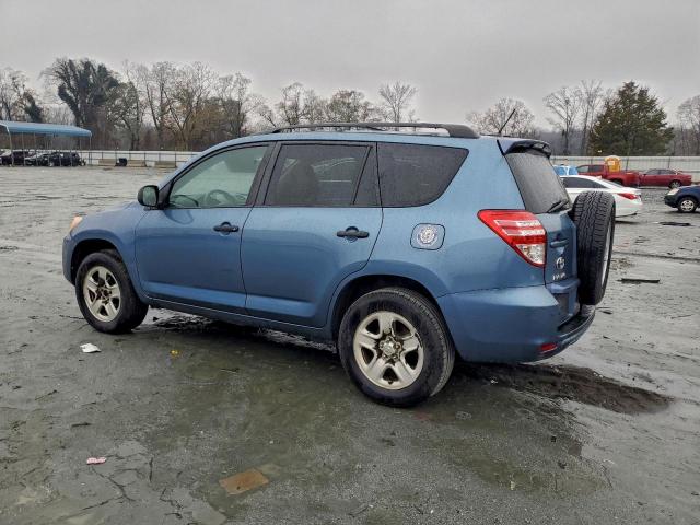 Toyota RAV4 Image 2