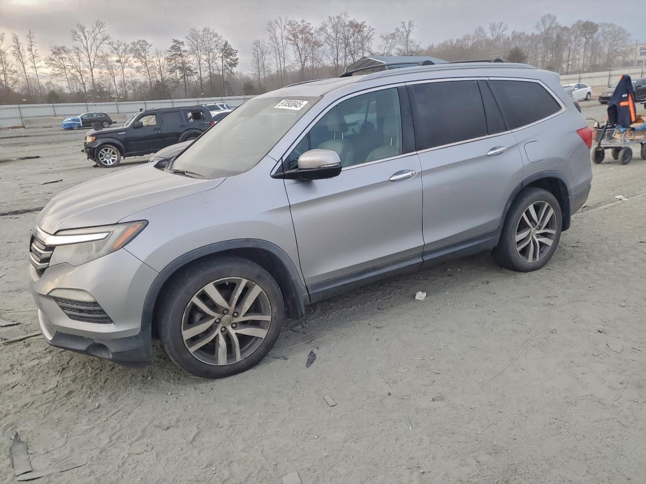Honda Pilot Touring Image 1