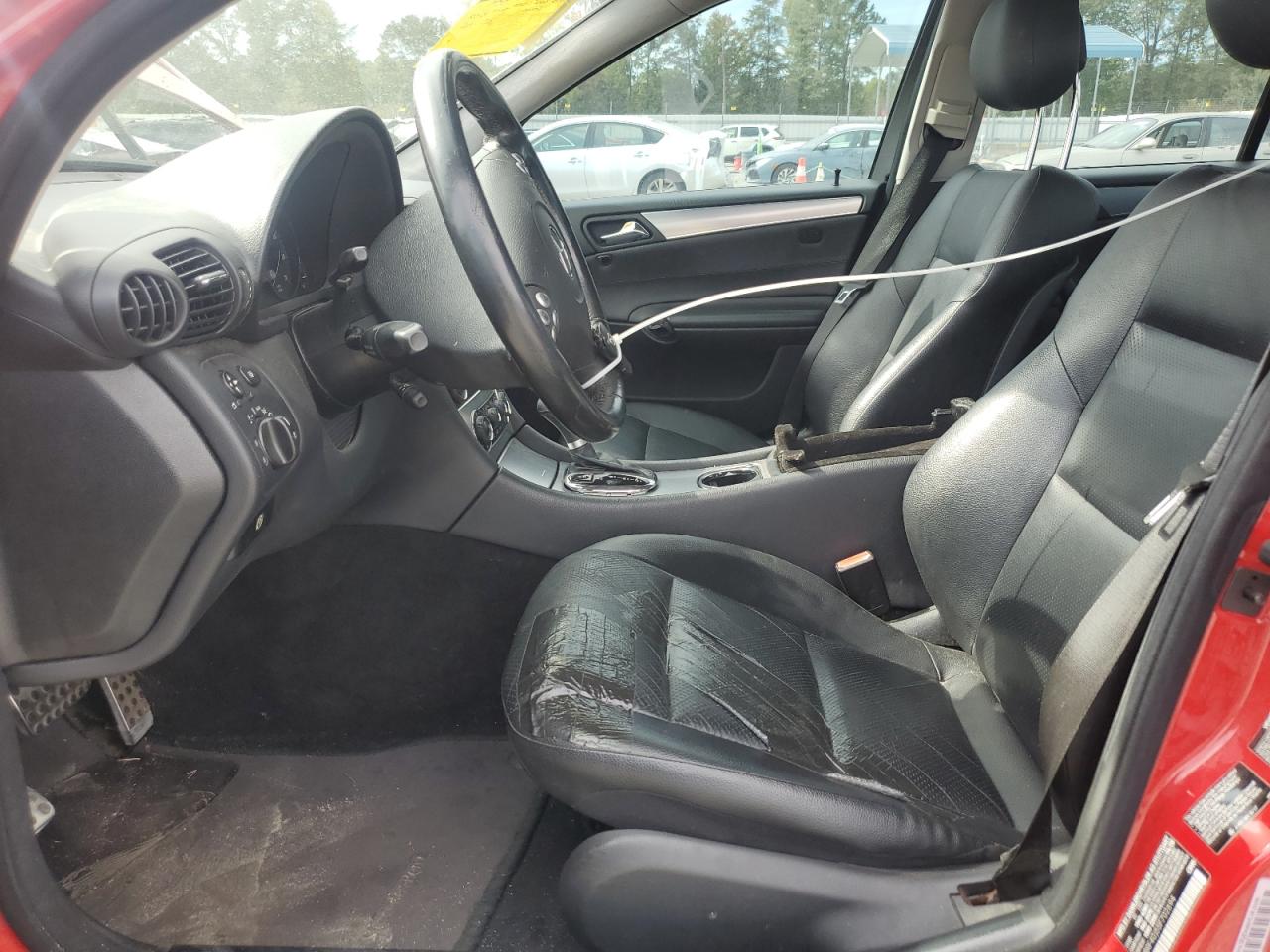 Mercedes-Benz C-Class 230k Sport Sedan Image 4