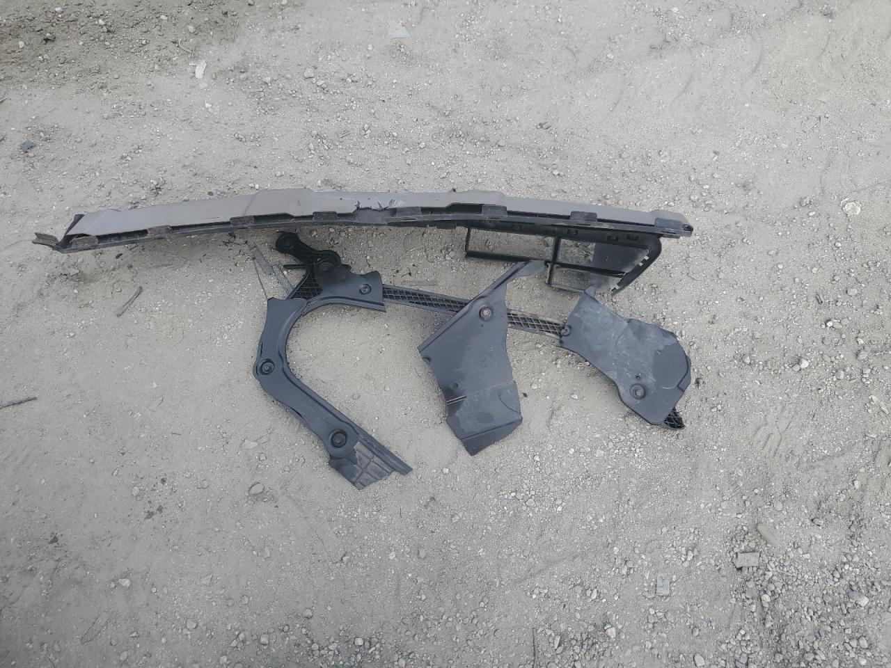 Hyundai SANTA FE Gls Image 12