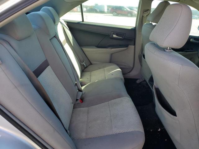 Toyota Camry L Image 2