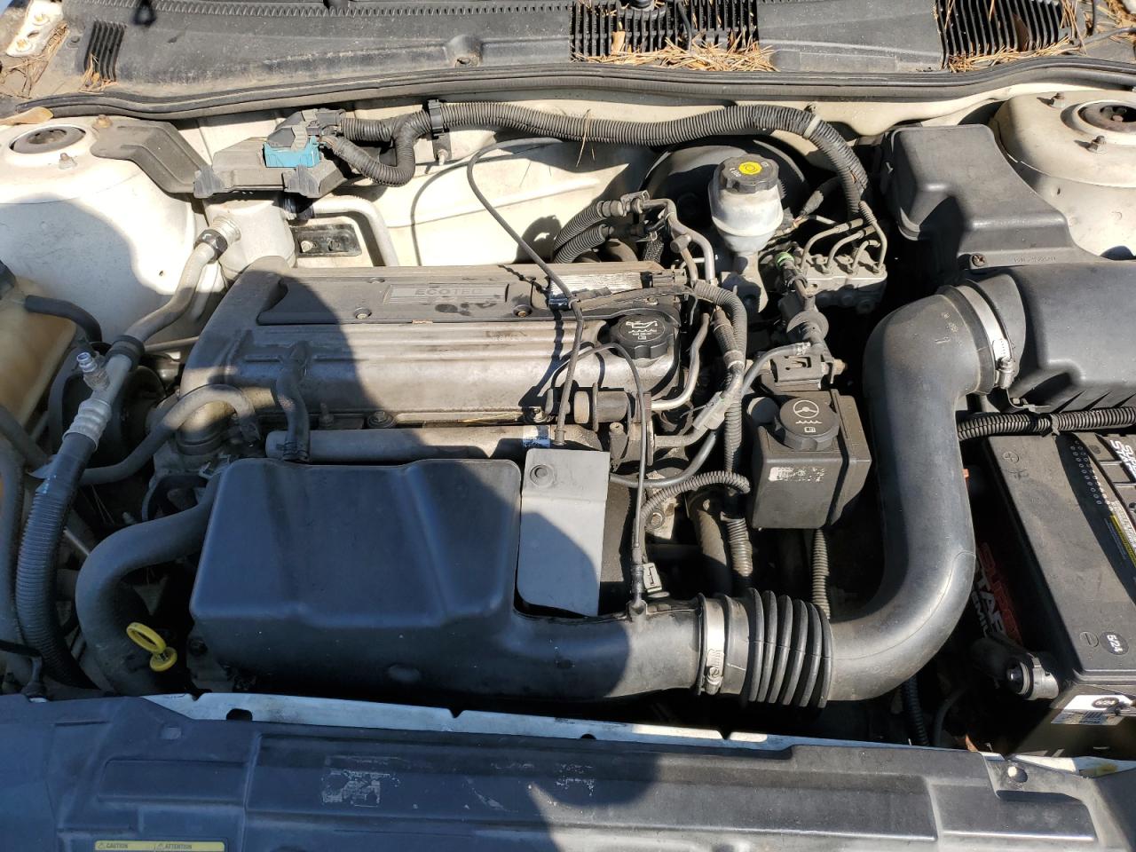 Chevrolet Cavalier Image 2