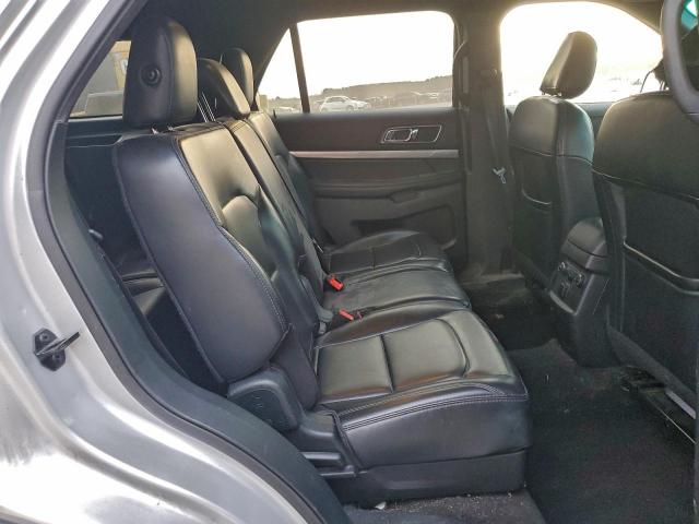 Ford Explorer Xlt Image 14