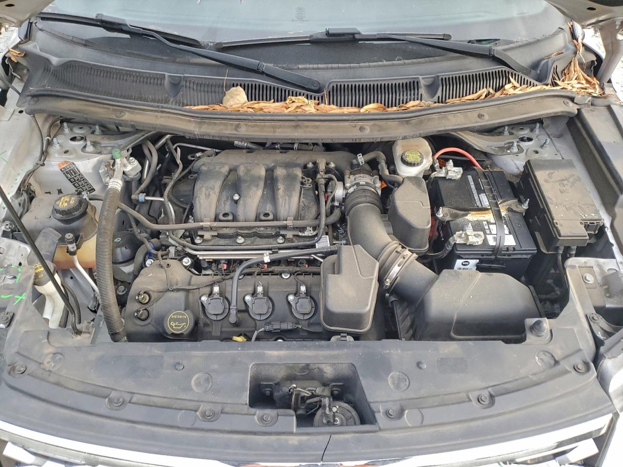 Ford Explorer Xlt Image 2