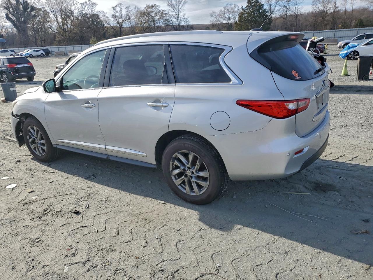 INFINITI JX35 Image 10