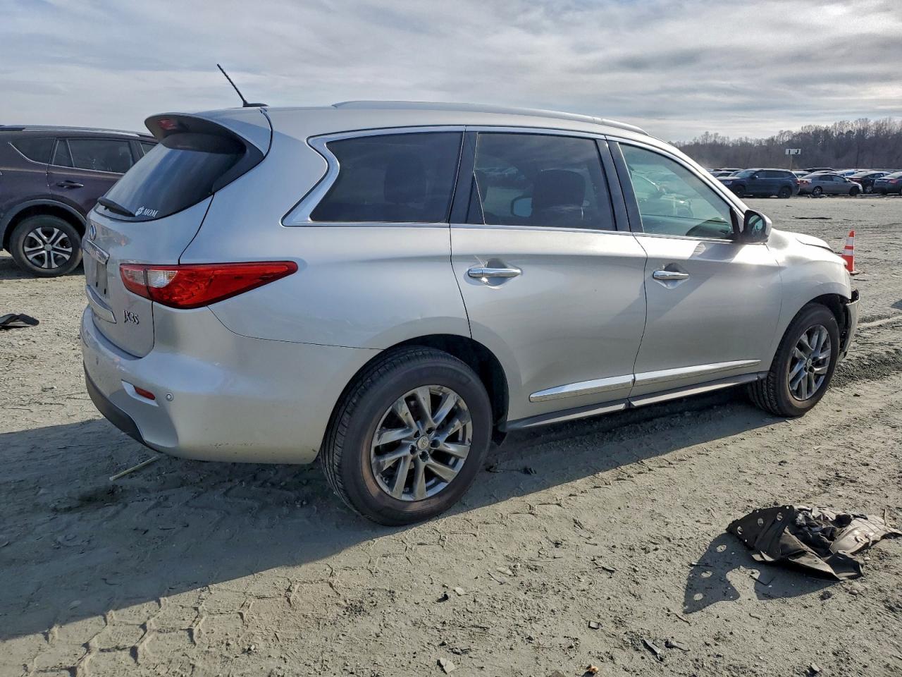 INFINITI JX35 Image 6