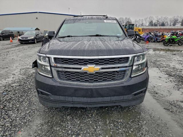 Chevrolet Suburban C1500 Lt Image 9