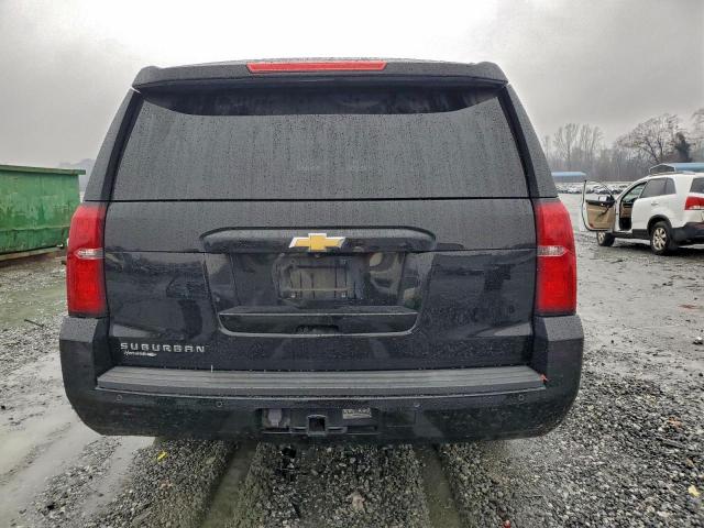 Chevrolet Suburban C1500 Lt Image 2